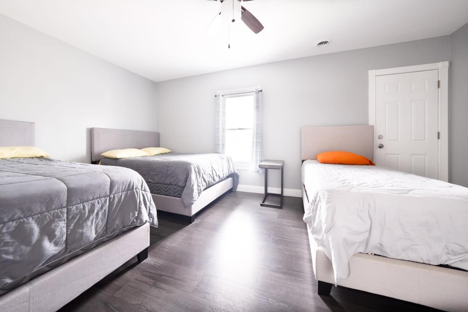 Comfy 4Br, 1 Bath Near The Falls & Casino Niagara Falls Esterno foto