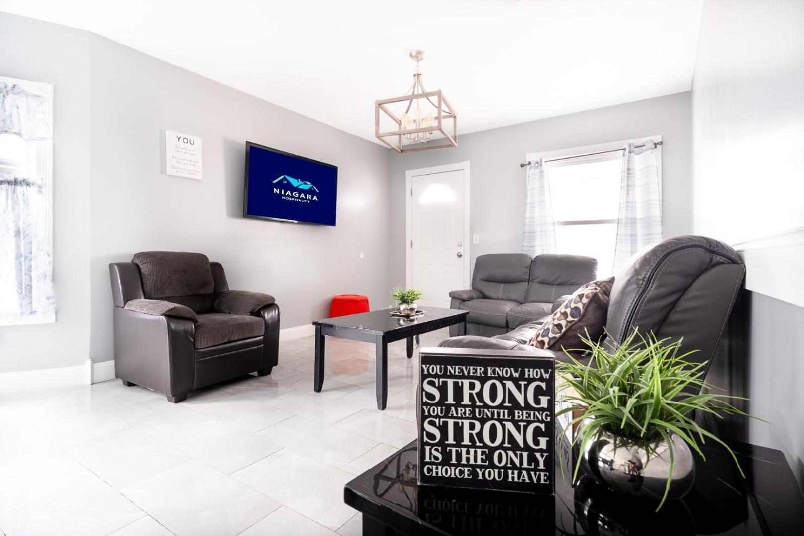 Comfy 4Br, 1 Bath Near The Falls & Casino Niagara Falls Esterno foto